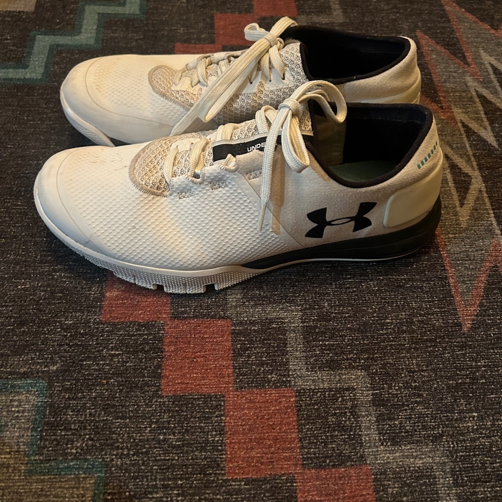 Under Armour Men's White and Black Athletic Shoes